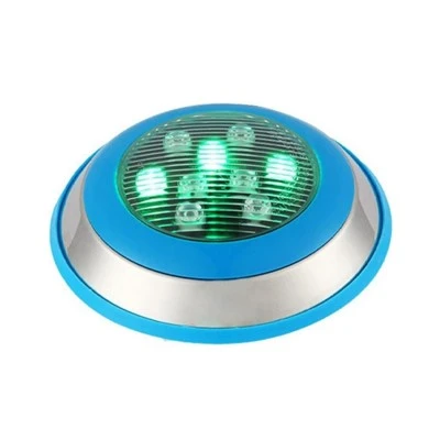 Φως LED στην πισίνα